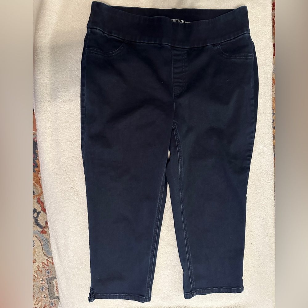 Chico’s Perfect Stretch Jegging Capri SZ 8 Medium Dark Wash Denim Stretch EUC